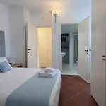 Daire Casa Tommy - Vista Mare - Terrazza - Parcheggio Gratis